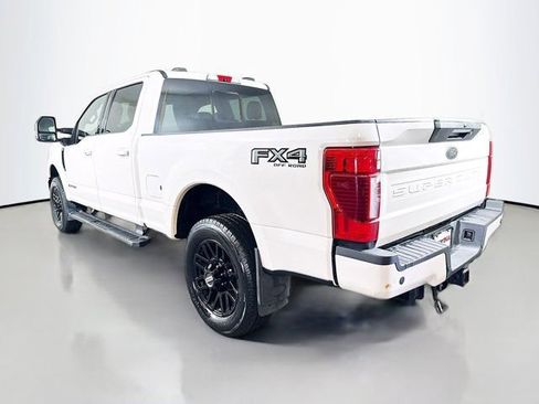 Used 2022 Ford F250 Lariat w/ Black Appearance Package AWD/4WD image 7