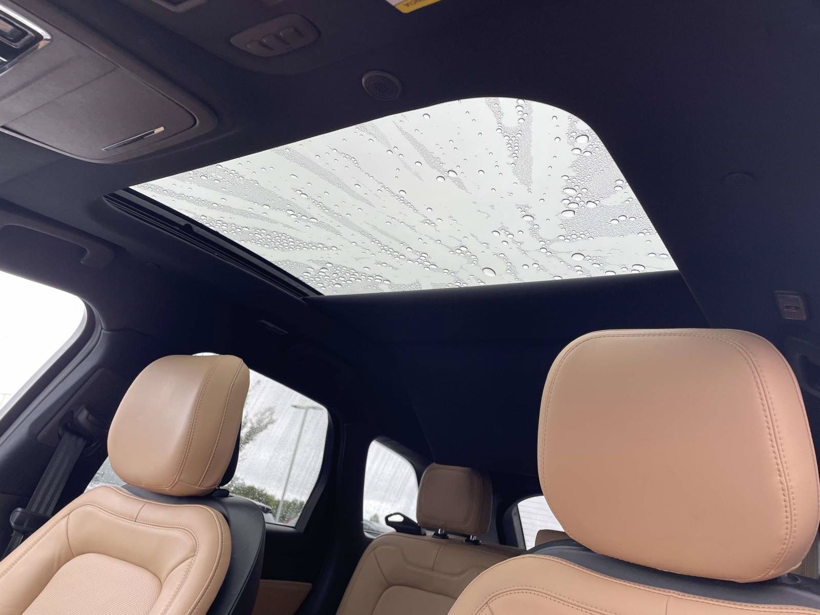 Used 2020 Lincoln Corsair Reserve FWD image 9