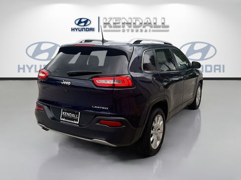 Used 2016 Jeep Cherokee Limited image 6