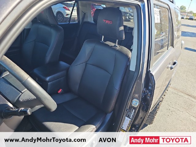 Used 2019 Toyota 4Runner TRD Off-Road Premium AWD/4WD image 10