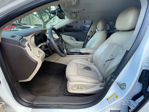 Used 2014 Buick LaCrosse Premium image 25