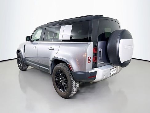Used 2020 Land Rover Defender 110 HSE AWD/4WD image 7