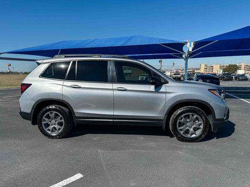 Certified 2025 Honda Passport TrailSport image 5