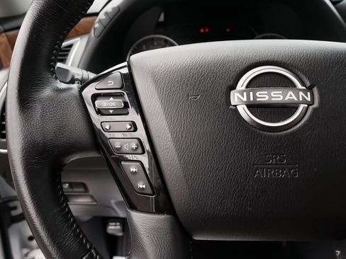 Used 2023 Nissan Armada SL w/ Captain's Chairs Package AWD/4WD image 18