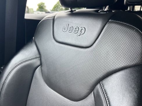 Used 2022 Jeep Cherokee Latitude Lux image 22