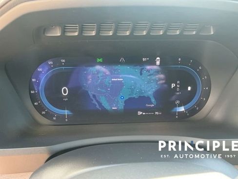 Certified 2025 Volvo XC90 B5 Plus image 16