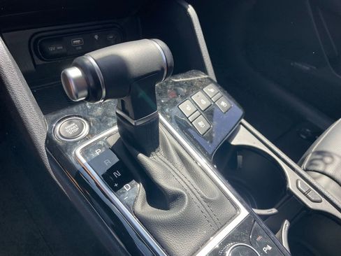 Used 2024 Kia Sportage SX FWD image 7