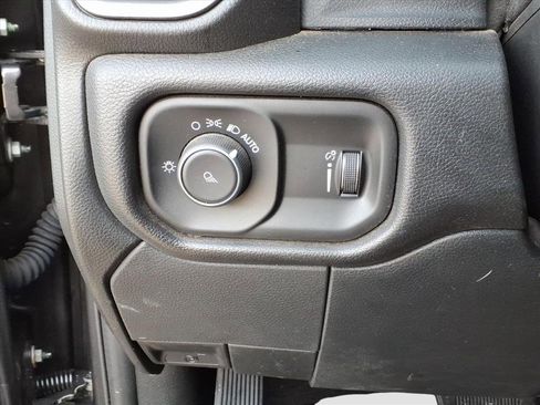 Used 2022 RAM 2500 Tradesman image 22