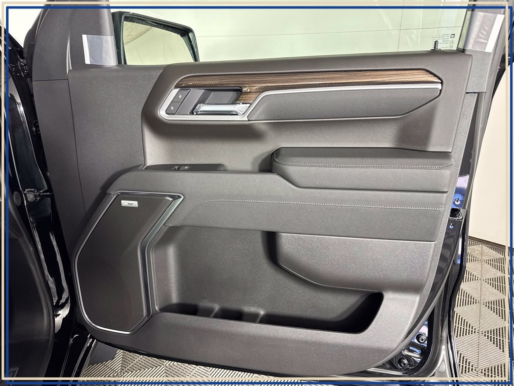 New 2026 Chevrolet Silverado 1500 RST w/ RST All Star Premium Package AWD/4WD image 37