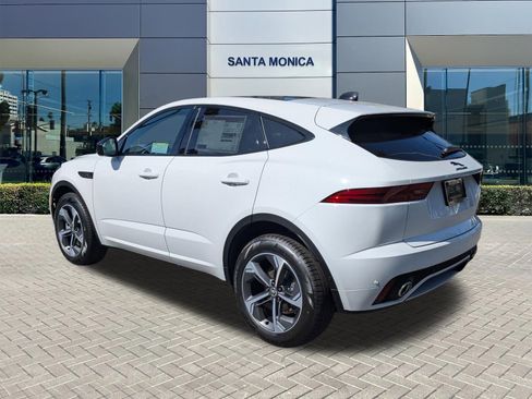 Used 2024 Jaguar E-PACE R-Dynamic SE image 9