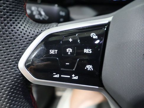 Used 2024 Volkswagen GTI SE image 32