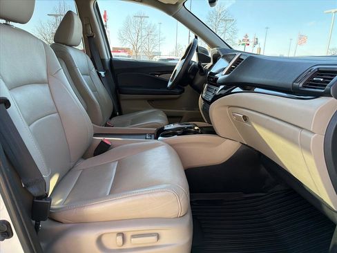 Used 2017 Honda Pilot Elite image 33