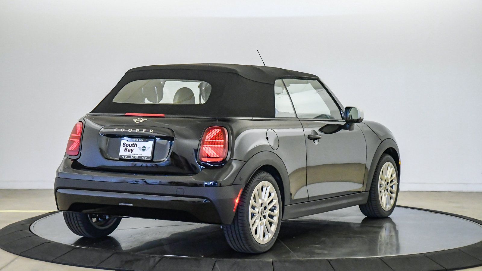 New 2026 MINI Cooper Convertible FWD image 5