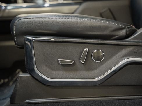 Used 2023 Ford F150 Lariat w/ Equipment Group 502A High image 46