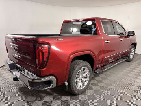 Used 2019 GMC Sierra 1500 SLT w/ SLT Premium Plus Package AWD/4WD image 10