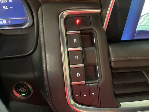 Used 2023 Chevrolet Tahoe Z71 image 34