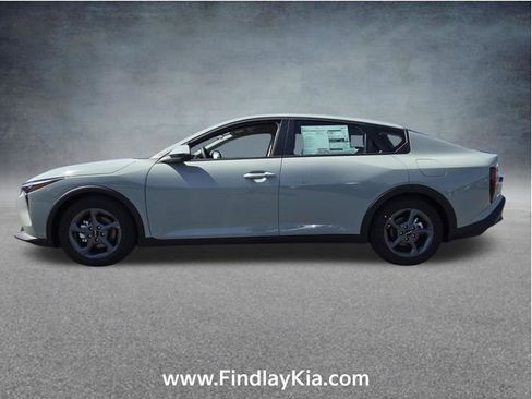 New 2026 Kia K4 FWD image 8