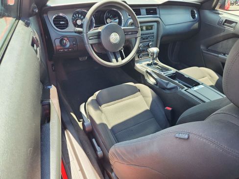 Used 2012 Ford Mustang Coupe RWD image 13