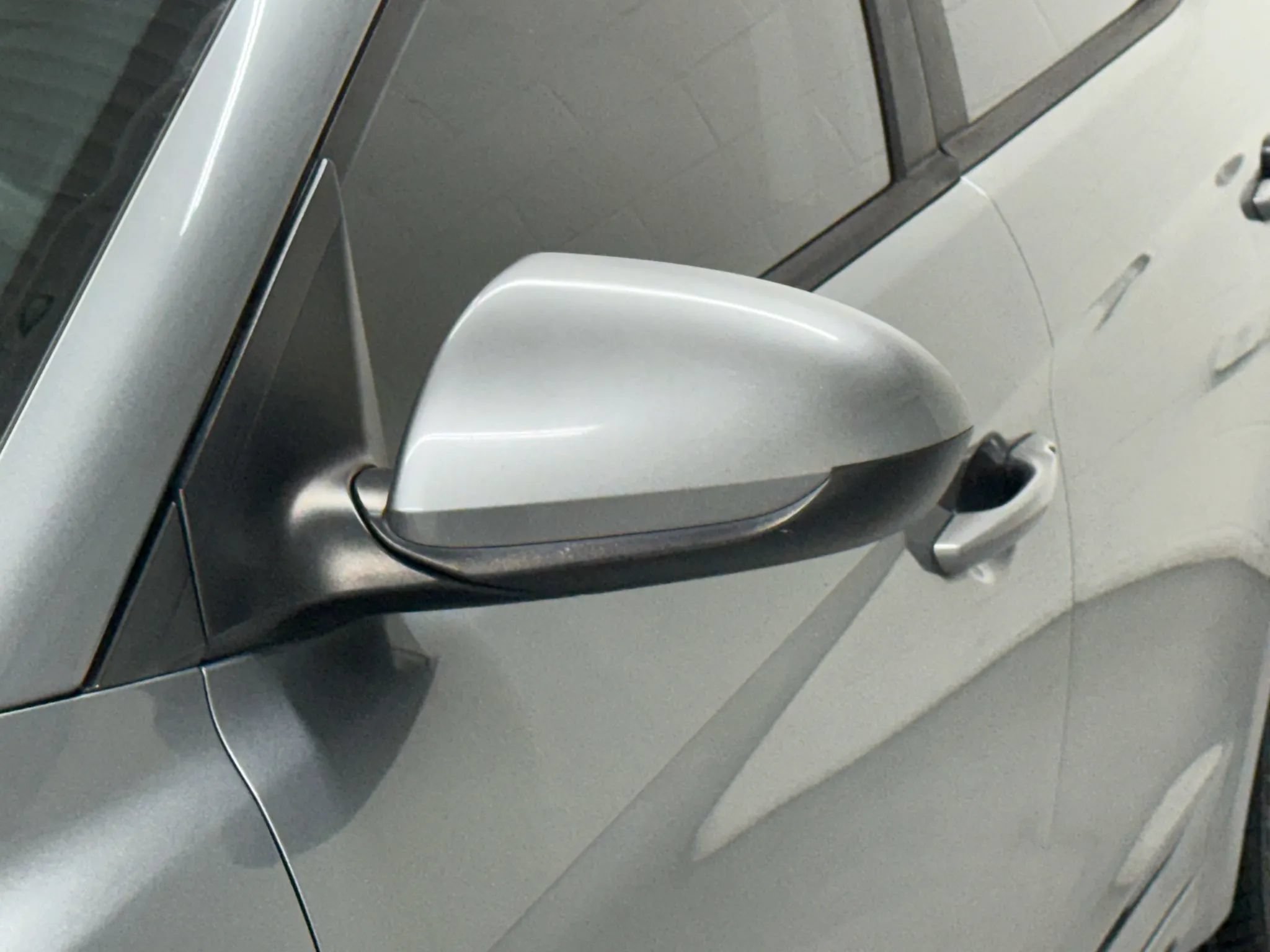 Used 2017 Hyundai Elantra SE FWD image 39