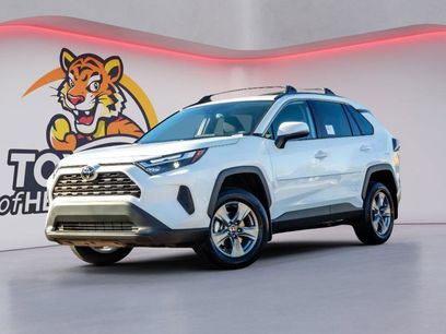 New 2025 Toyota RAV4 XLE