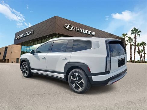 New 2026 Hyundai Ioniq 9 SE image 2