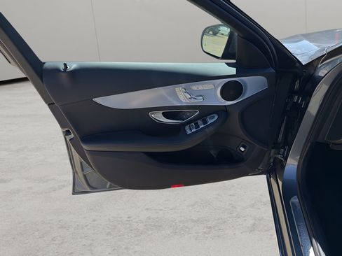 Used 2018 Mercedes-Benz C 300 4MATIC Sedan w/ Premium Package image 5