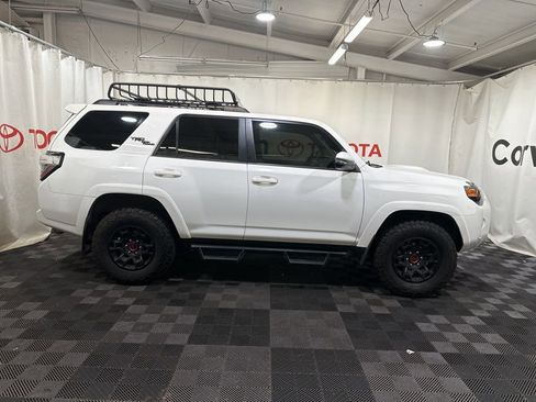 Used 2023 Toyota 4Runner TRD Off-Road Premium image 8
