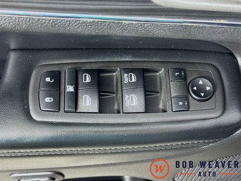 Used 2022 Jeep Grand Cherokee Limited AWD/4WD image 23