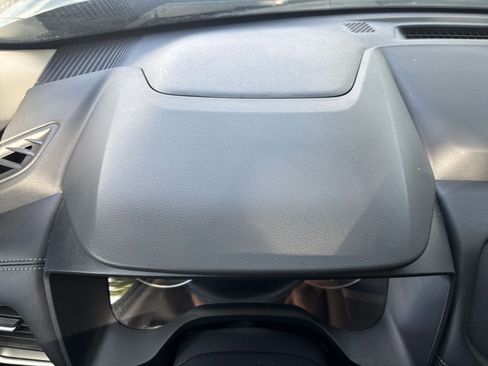 Used 2025 Nissan Rogue SV AWD/4WD image 36