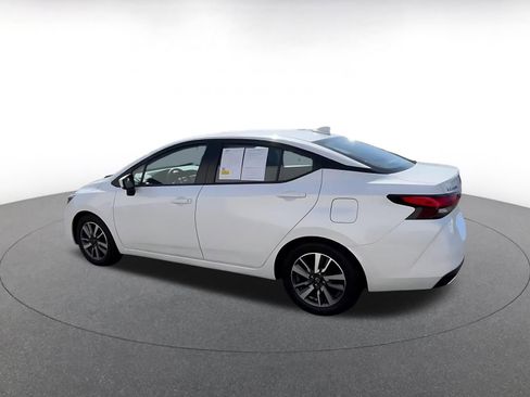 Used 2025 Nissan Versa SV FWD image 10