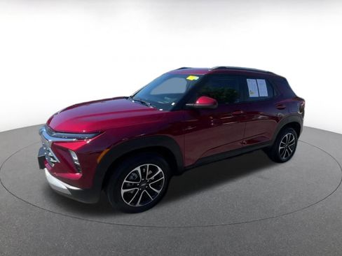 Used 2025 Chevrolet TrailBlazer LT image 8