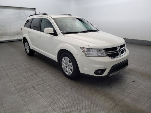 Used 2019 Dodge Journey SE image 13