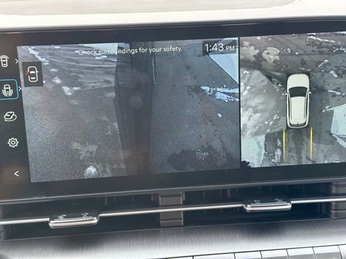 Used 2025 Hyundai Kona Limited image 27