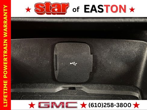 Used 2023 Ford Bronco Badlands image 27