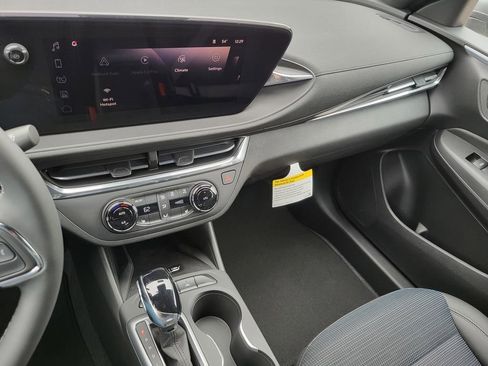 New 2026 Buick Envista Preferred w/ Convenience I Package image 8