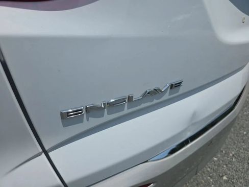 Used 2020 Buick Enclave Essence FWD image 11