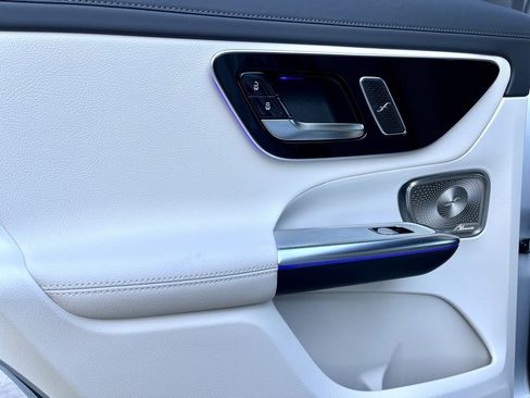 Certified 2025 Mercedes-Benz GLC 350e 4MATIC image 50