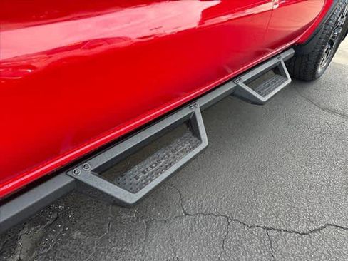 Used 2024 Nissan Frontier Pro-X w/ Pro Convenience Package image 9