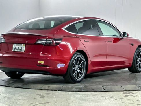 Used 2019 Tesla Model 3 Long Range image 2