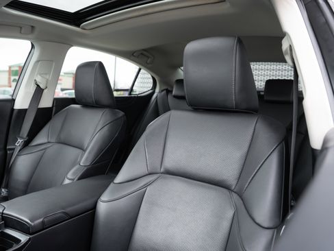 Used 2019 Lexus ES 350 Ultra Luxury image 21