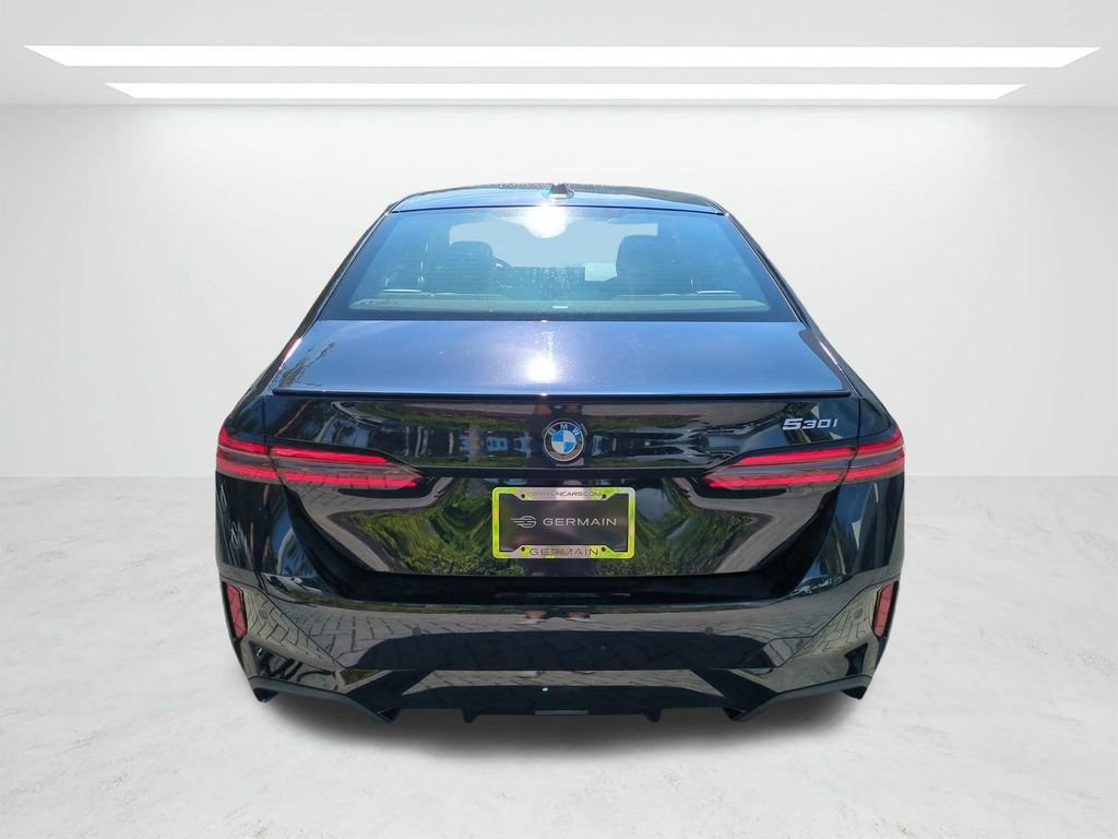 New 2027 BMW 530i w/ M Sport Package RWD image 5