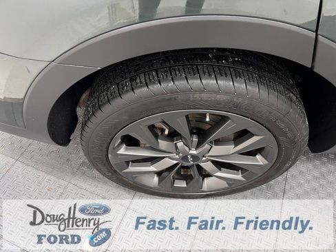 Used 2023 Kia Sorento SX Prestige image 14