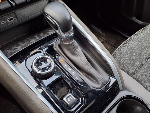 Used 2024 Chevrolet Colorado ZR2 image 26