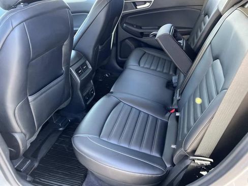 Certified 2022 Ford Edge SEL w/ Convenience Package image 13