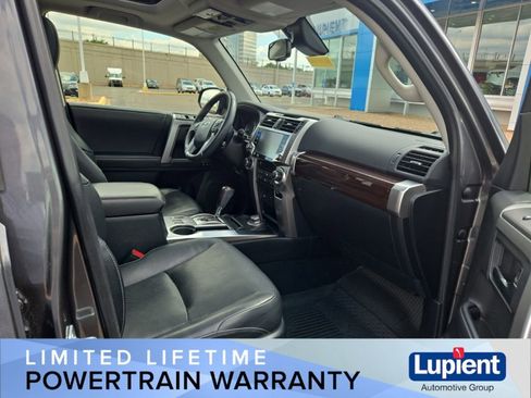 Used 2020 Toyota 4Runner Limited AWD/4WD image 15