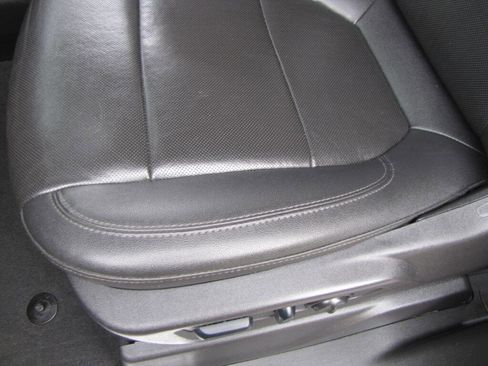 Used 2022 Chevrolet Silverado 3500 LTZ w/ LTZ Convenience Package image 23