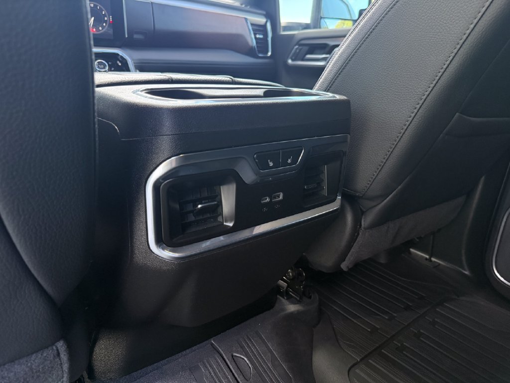 Used 2025 GMC Sierra 3500 Denali w/ Denali Reserve Package AWD/4WD image 40