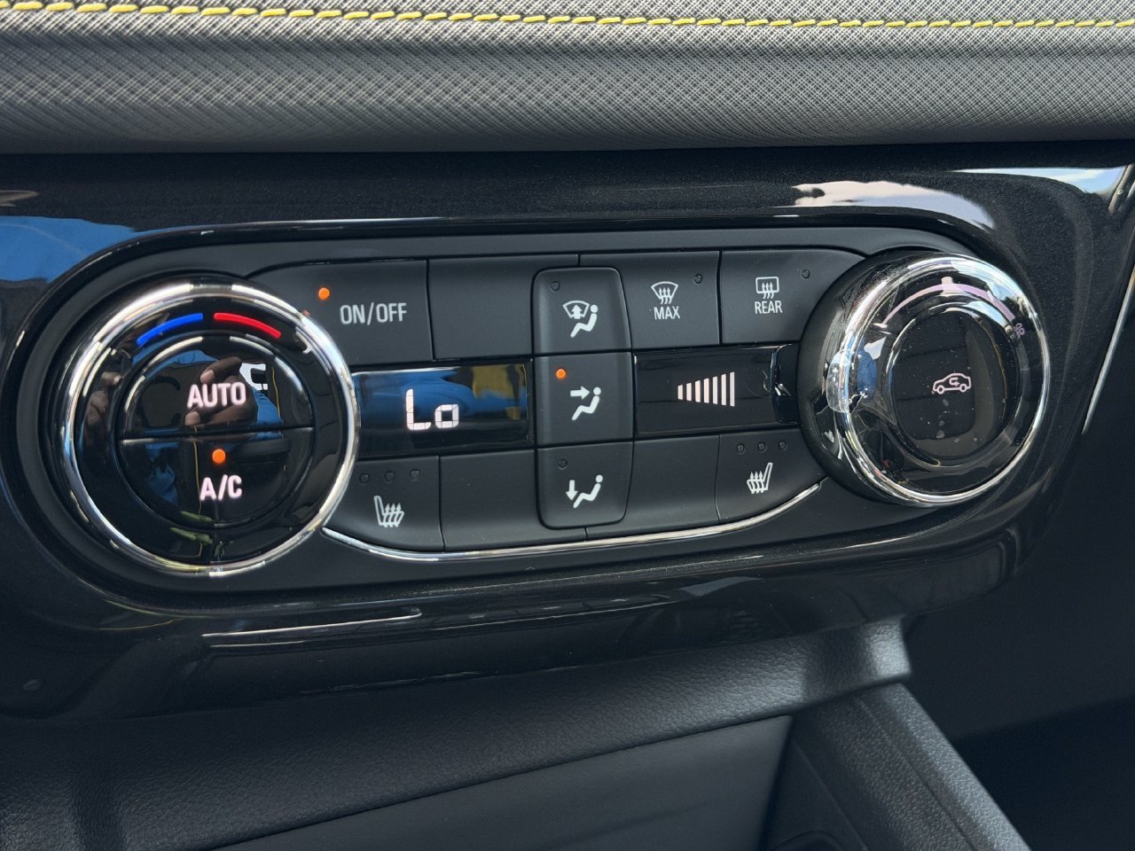 New 2026 Chevrolet TrailBlazer ACTIV w/ Convenience Package FWD image 18