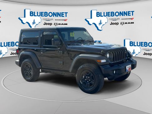 Used 2026 Jeep Wrangler Sport AWD/4WD image 3