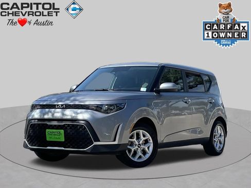 Used 2024 Kia Soul LX w/ Option Group 015 FWD image 1